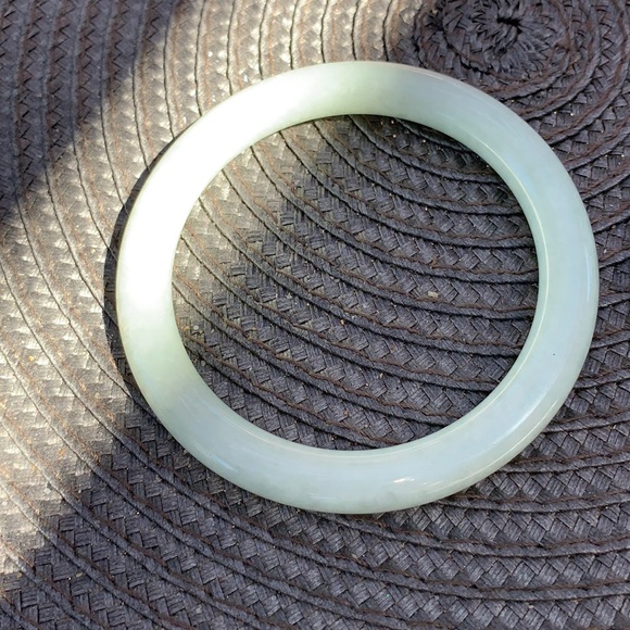 Burma Jade Bracelet - Picture 1 of 2